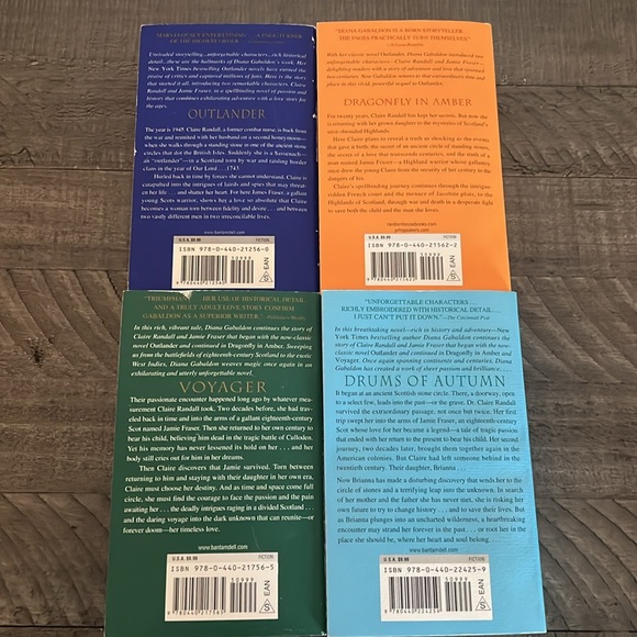 Outlander 4 books Outlander, Dragonfly in Amber, Voyager, Drums of Autumn - Picture 2 of 13